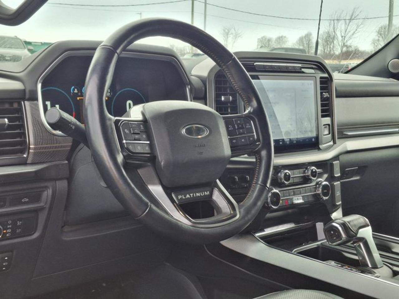 2022 Ford F-150 Platinum 4X4 | 5.0L V8| FX4 PKG | Leather | Pano Roof | 360 Camera | Tow Pkg | Wireless Charging | Photo