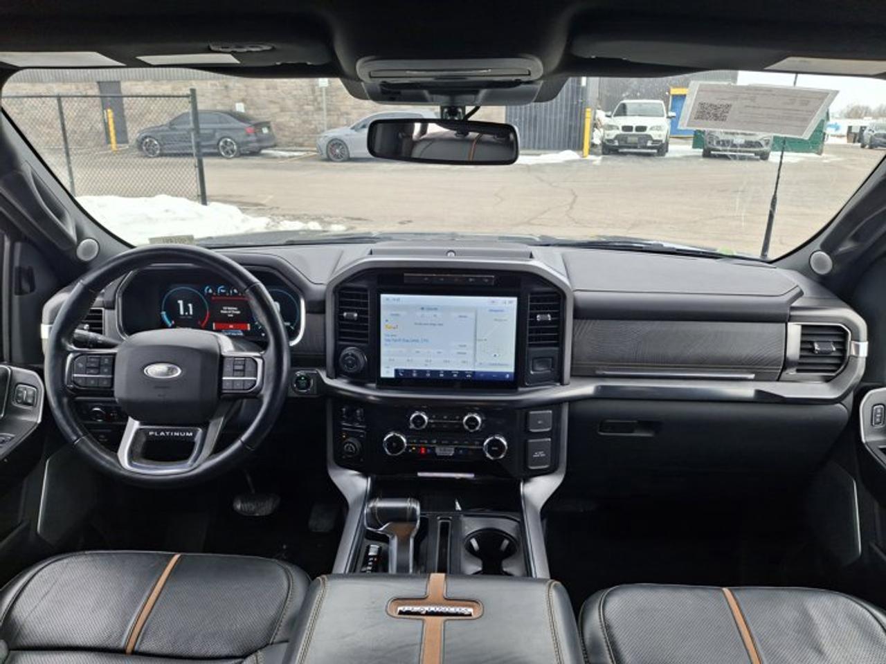 2022 Ford F-150 Platinum 4X4 | 5.0L V8| FX4 PKG | Leather | Pano Roof | 360 Camera | Tow Pkg | Wireless Charging | Photo4