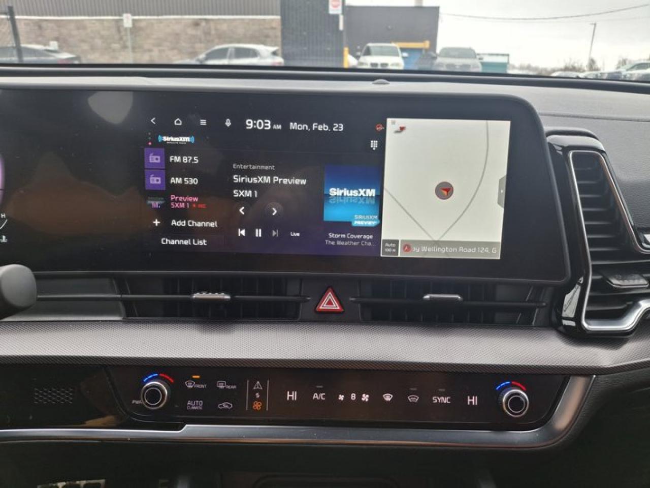 2023 Kia Sportage EX Premium AWD | Leather | Pano Roof | Navi | Heated Seats + Steering | Ventilated Seats and More ! Photo3