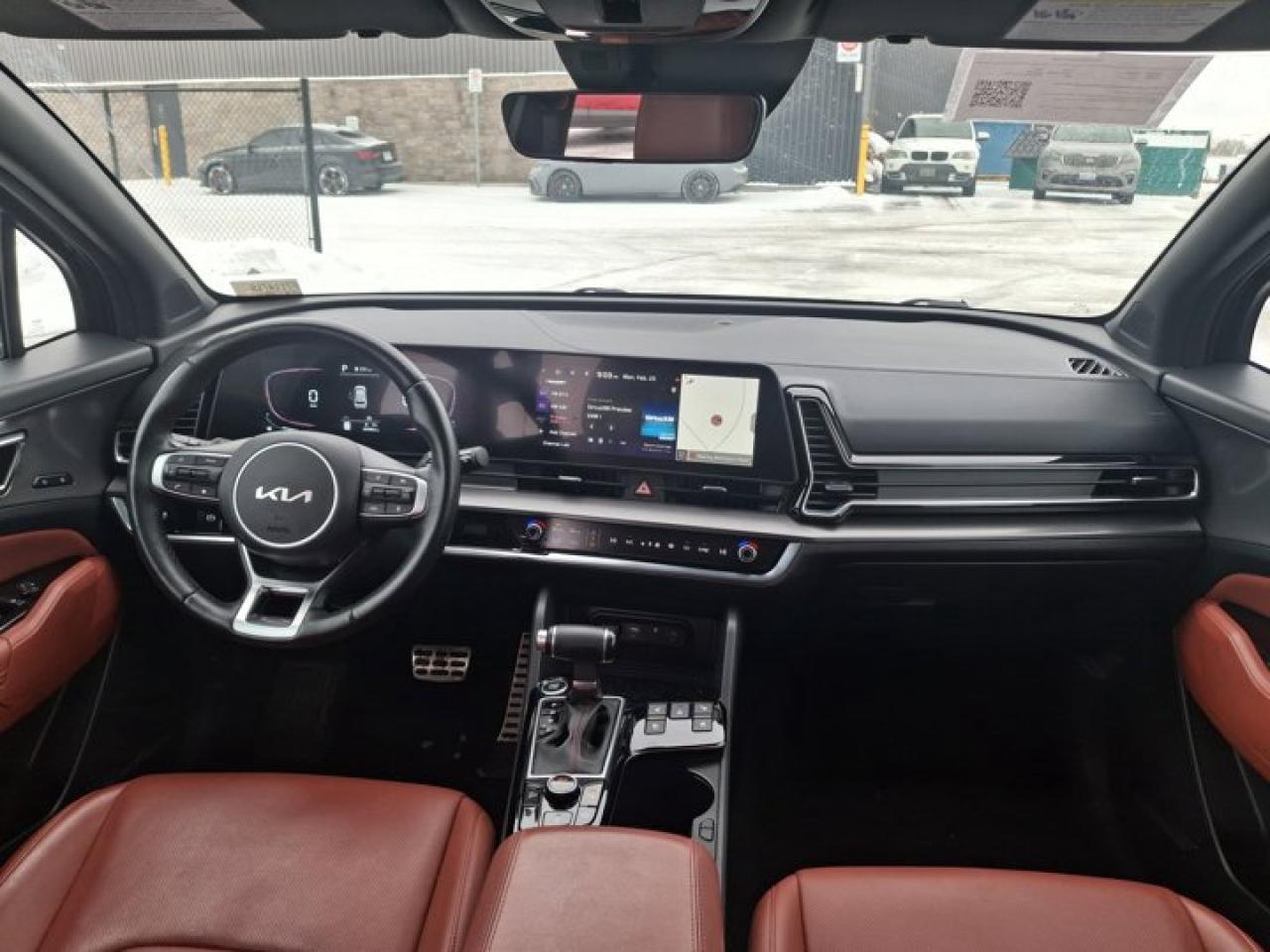 2023 Kia Sportage EX Premium AWD | Leather | Pano Roof | Navi | Heated Seats + Steering | Ventilated Seats and More ! Photo4