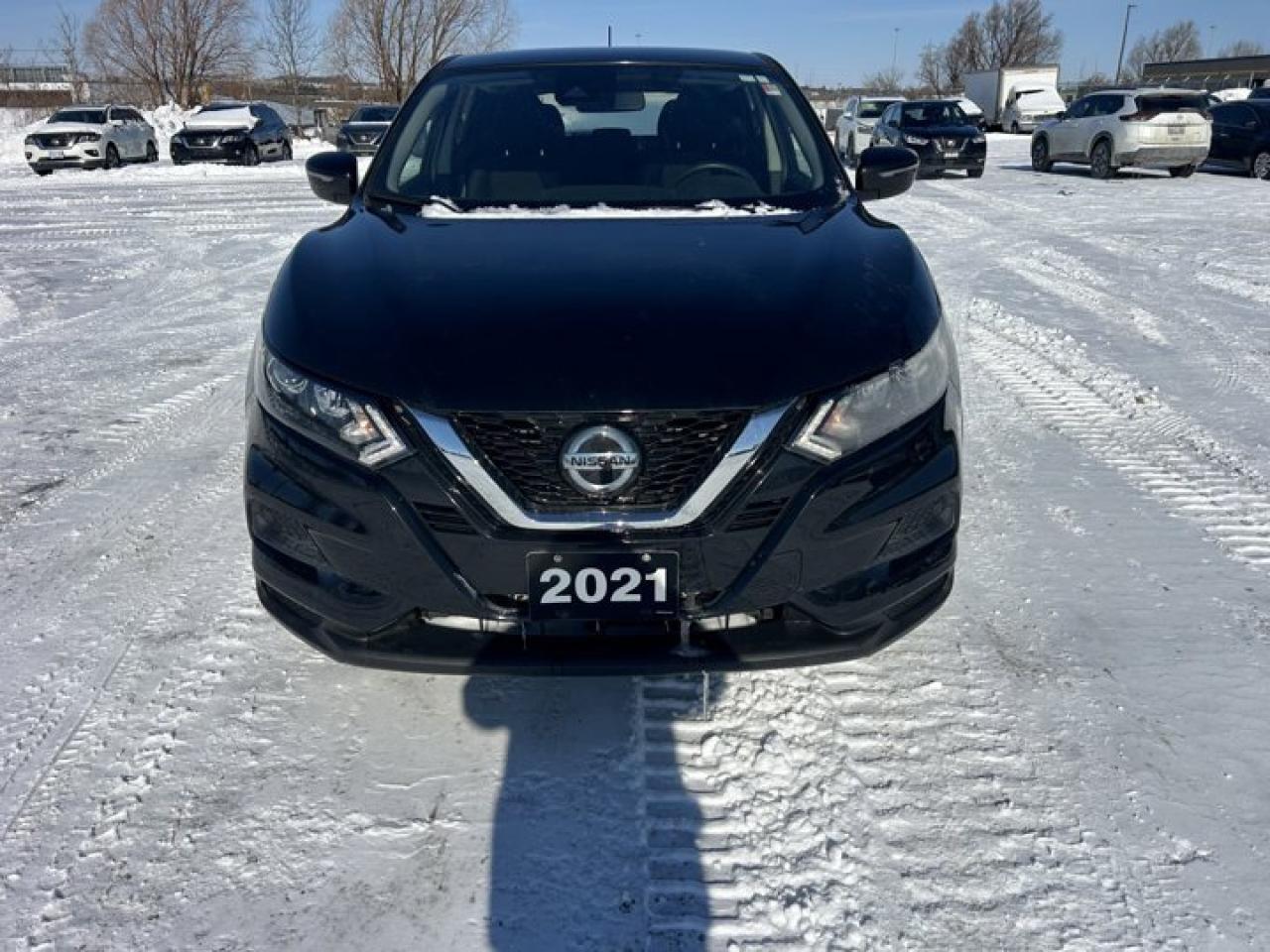 2021 Nissan Qashqai S | Heated Seats | CarPlay | Rear Cam | Blind Spot | and More ! Photo