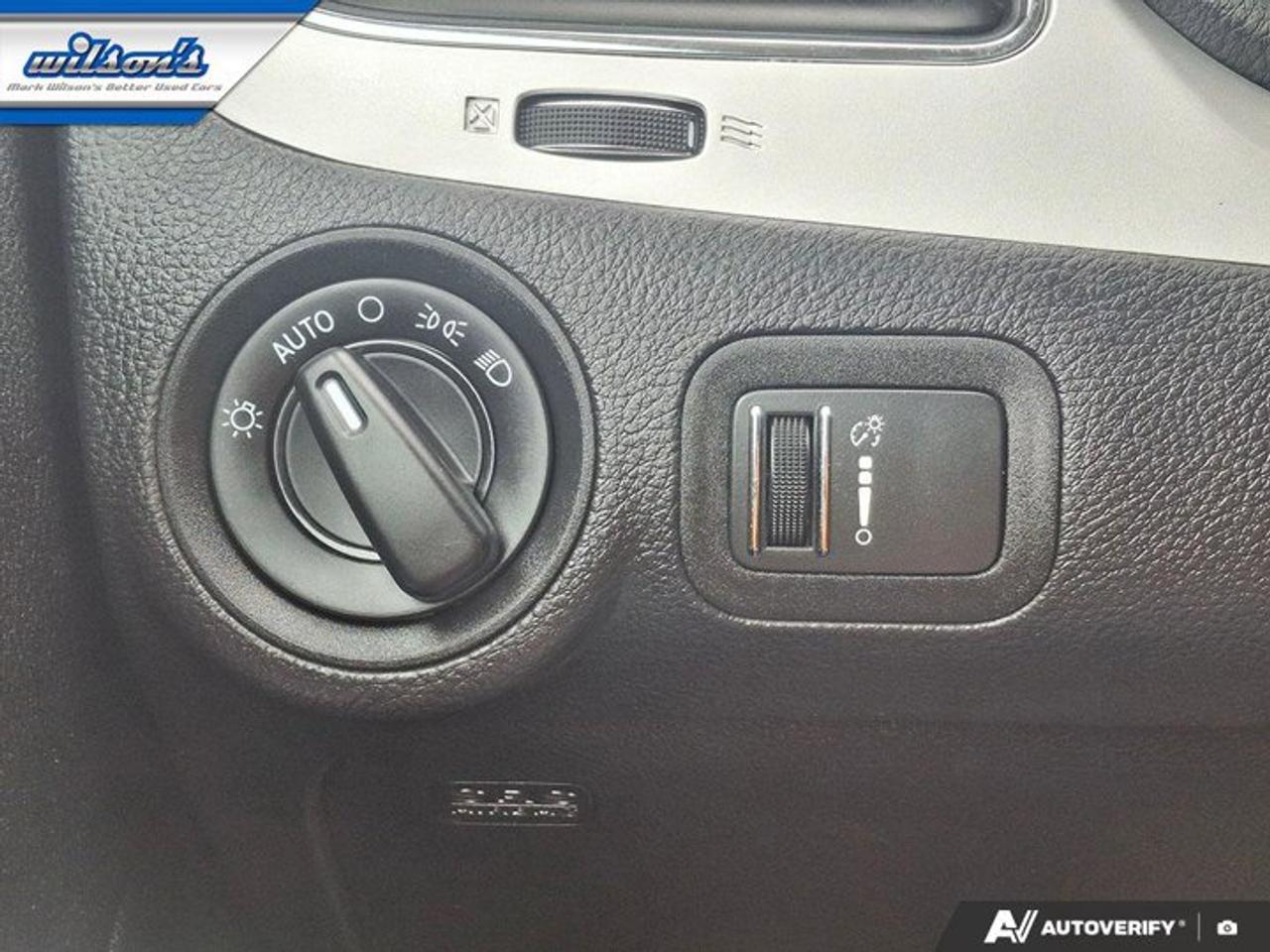 2020 Dodge Journey SE | Blacktop Pkg | Rear Camera | 7 Passenger | and More ! Photo