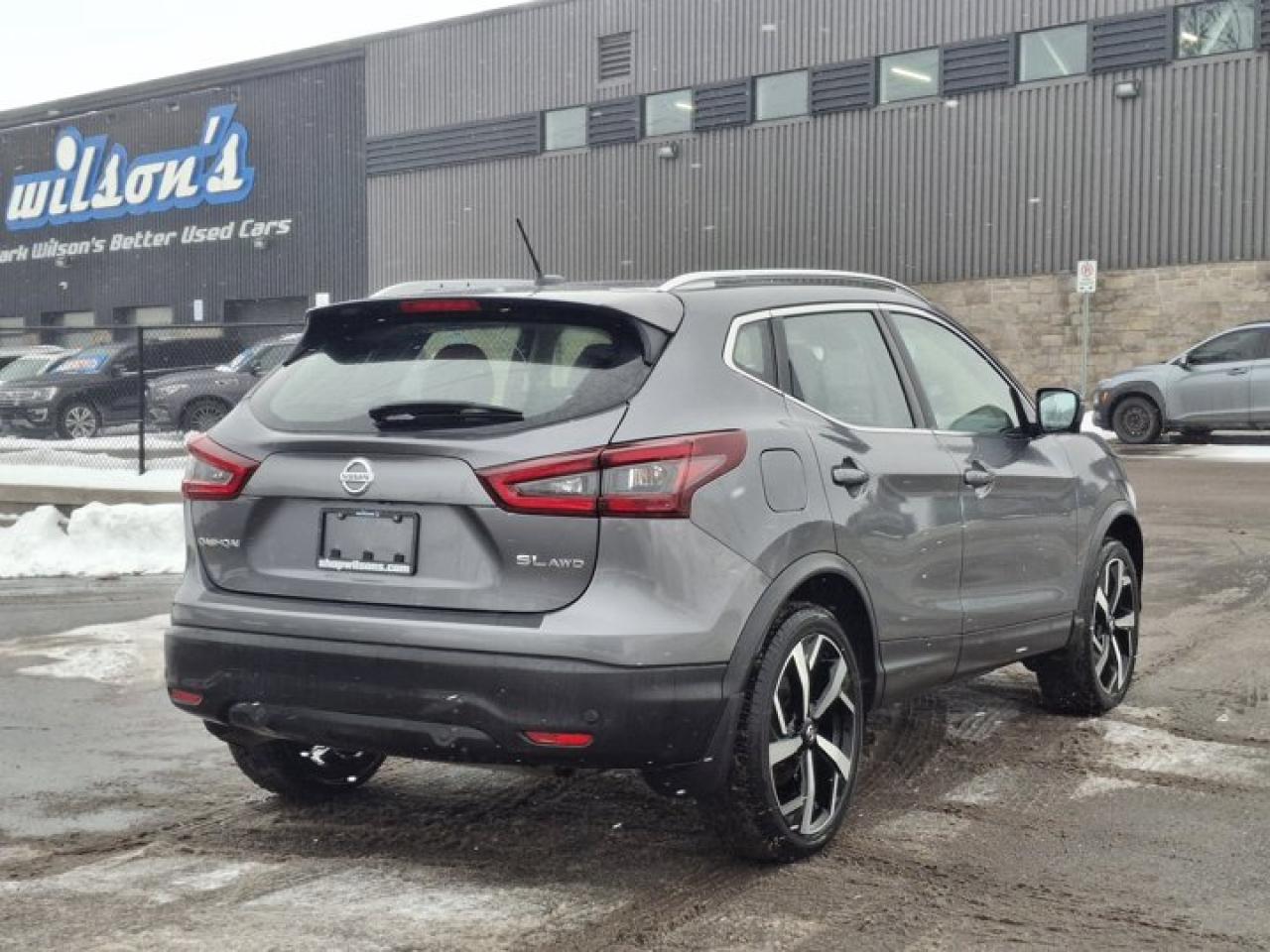2023 Nissan Qashqai SL AWD | Leather | Sunroof | Nav | 360 Camera | Adaptive Cruise | Heated Wheel + Seats | and More ! Photo