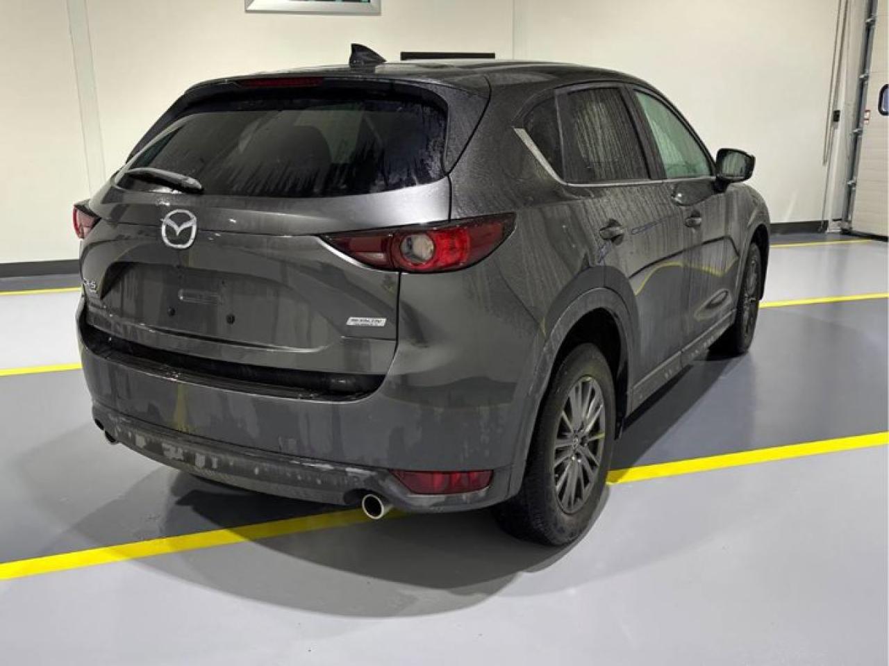 2018 Mazda CX-5 GS AWD | Sunroof | Heated Wheel + Seats | Power Seat | Power Liftgate | CarPlay + Android and More ! Photo