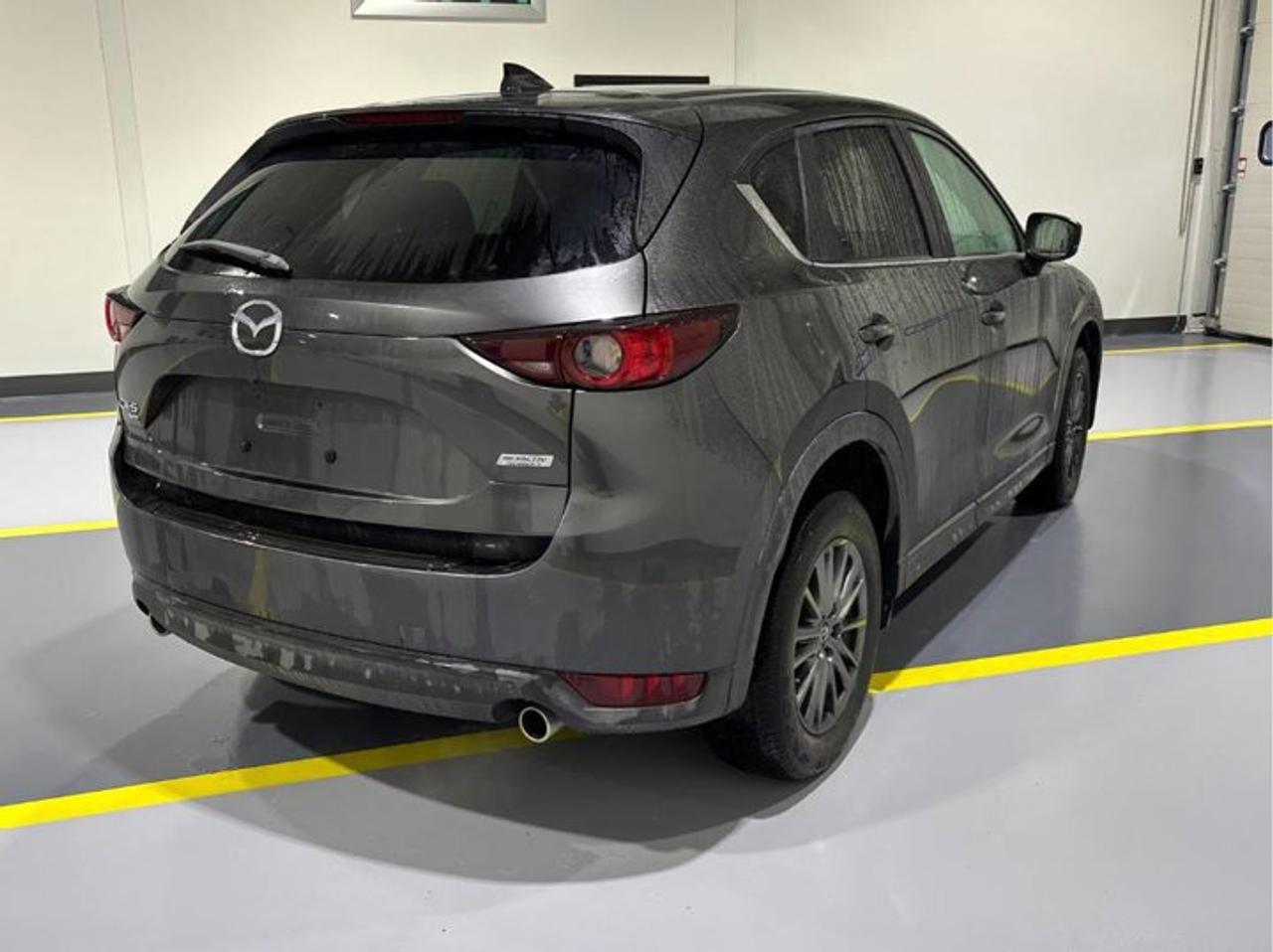 2018 Mazda CX-5 GS AWD | Sunroof | Heated Wheel + Seats | Power Seat | Power Liftgate | CarPlay + Android and More ! Photo2