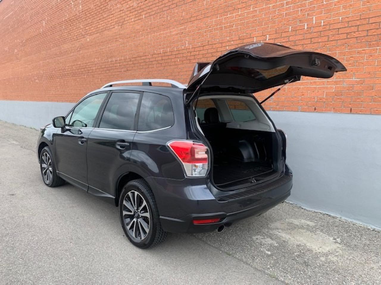 2018 Subaru Forester 2.0i XT AWD LIMITED Photo3