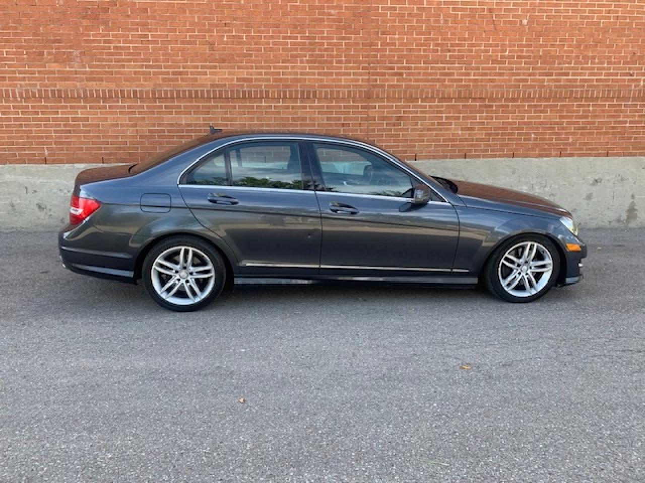 2013 Mercedes-Benz C300 4-MATIC Photo