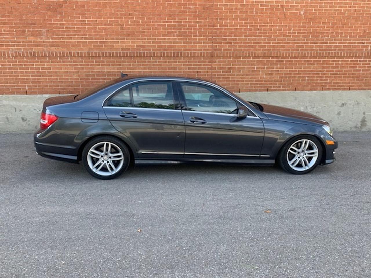 2013 Mercedes-Benz C300 4-MATIC Photo