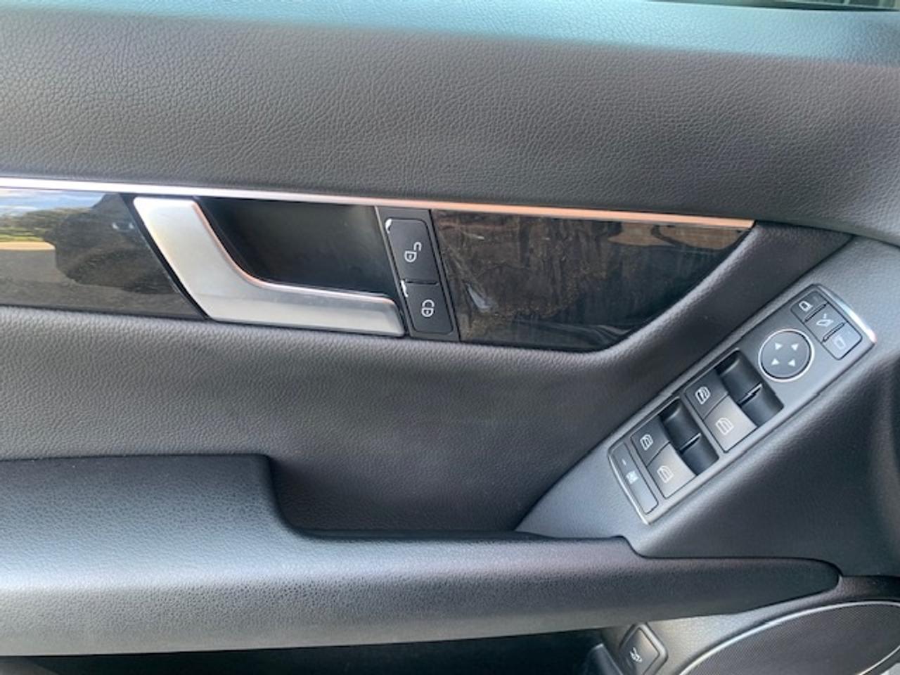 2013 Mercedes-Benz C300 4-MATIC Photo