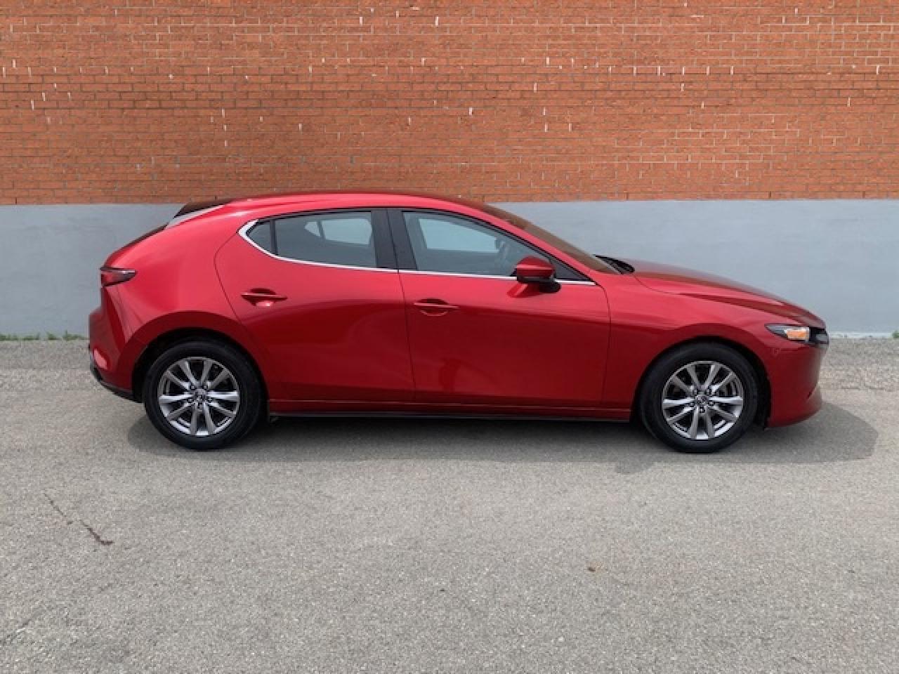 2019 Mazda Mazda3 Sport GS Photo4
