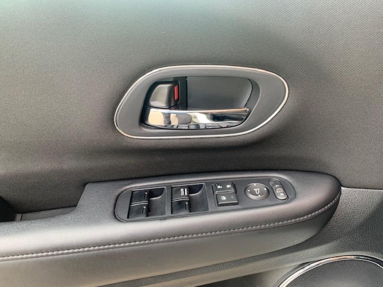 2017 Honda HR-V EX AWD Photo