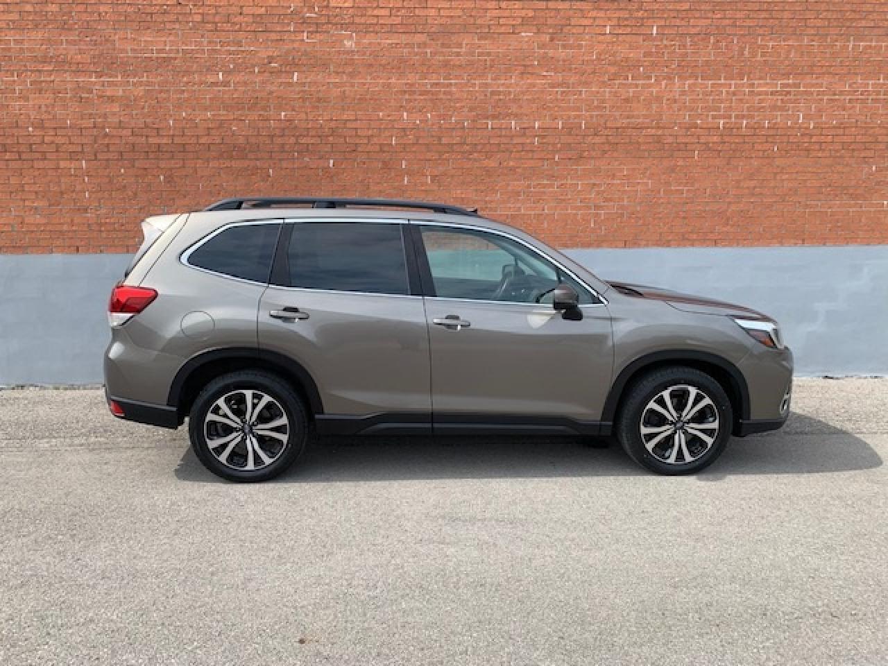 2019 Subaru Forester 2.5i AWD LIMITED w/EYESIGHT Photo