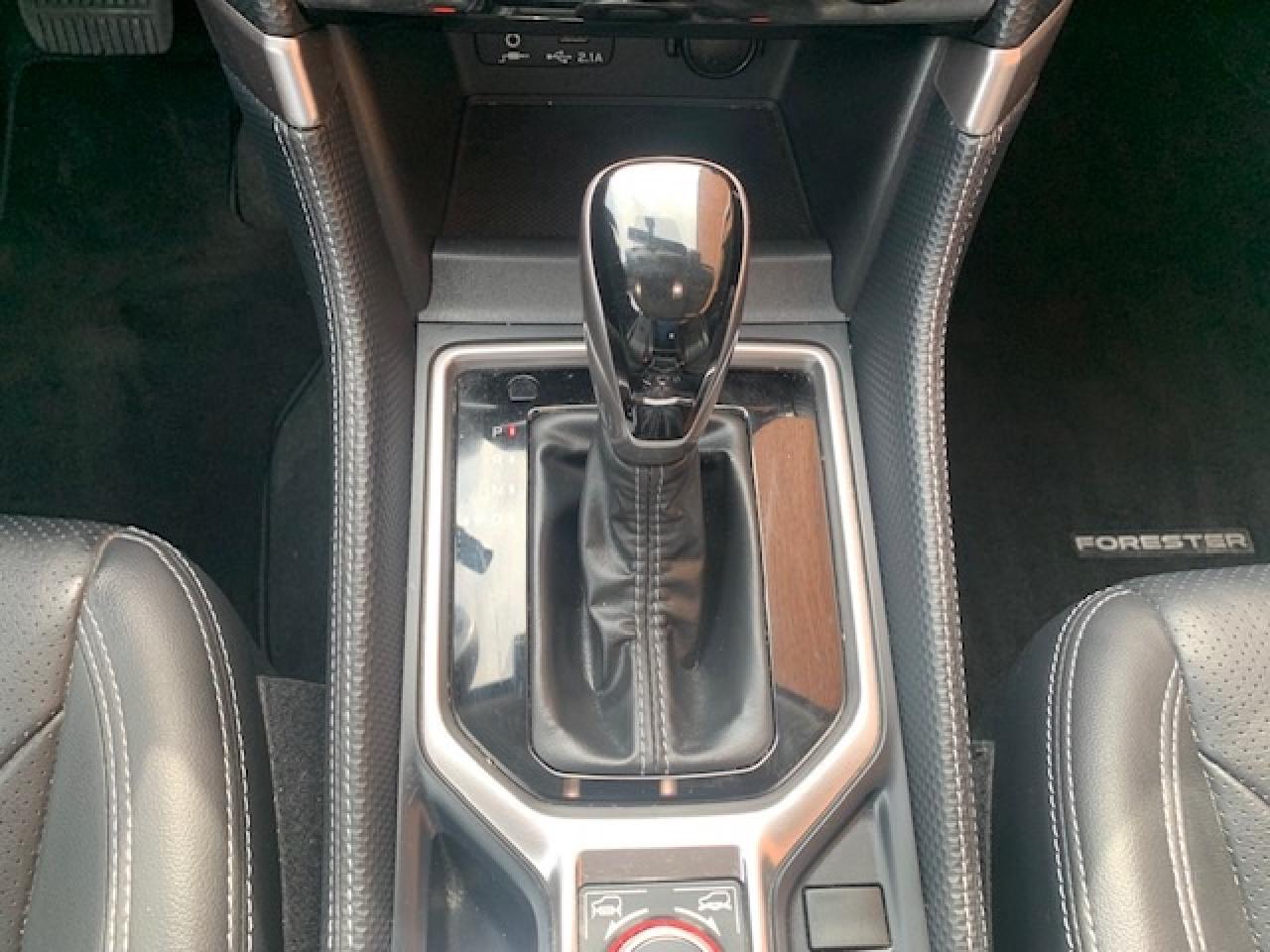 2019 Subaru Forester 2.5i AWD LIMITED w/EYESIGHT Photo