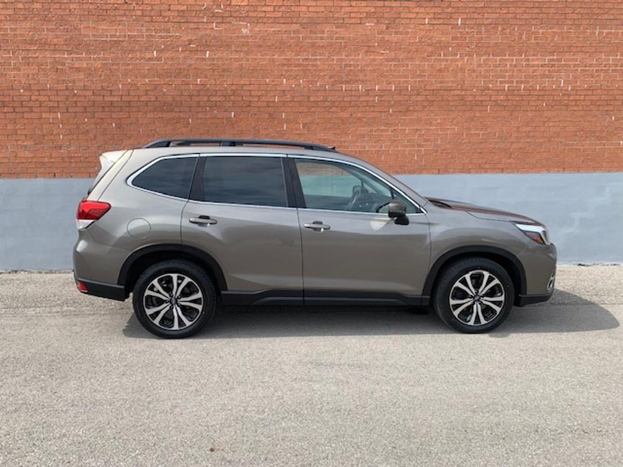 2019 Subaru Forester 2.5i AWD LIMITED w/EYESIGHT Photo4