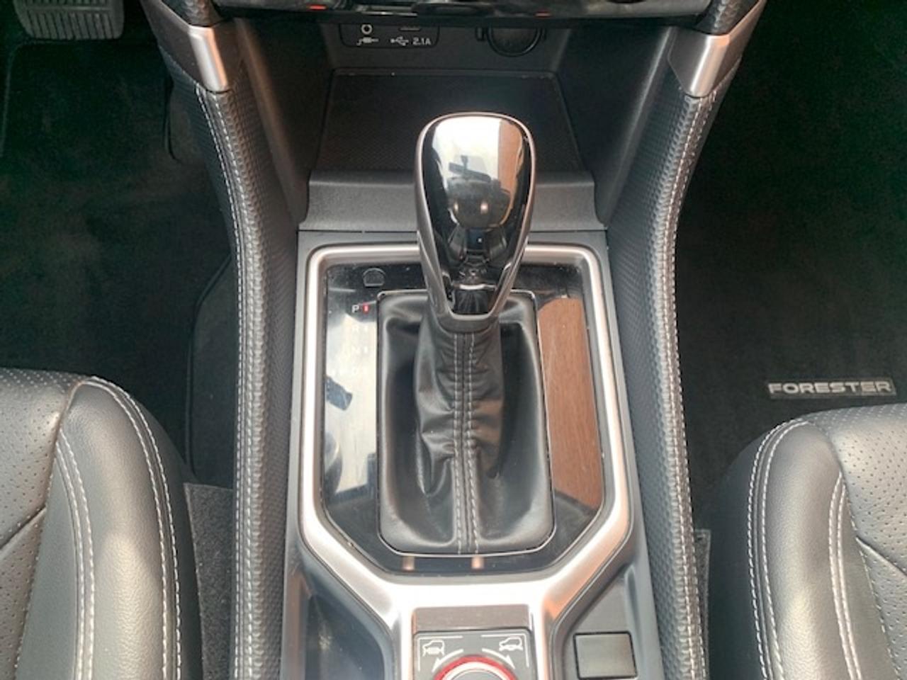 2019 Subaru Forester 2.5i AWD LIMITED w/EYESIGHT Photo