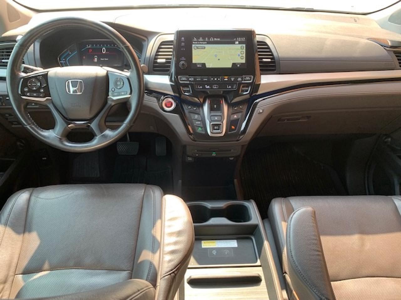 2018 Honda Odyssey Touring Photo