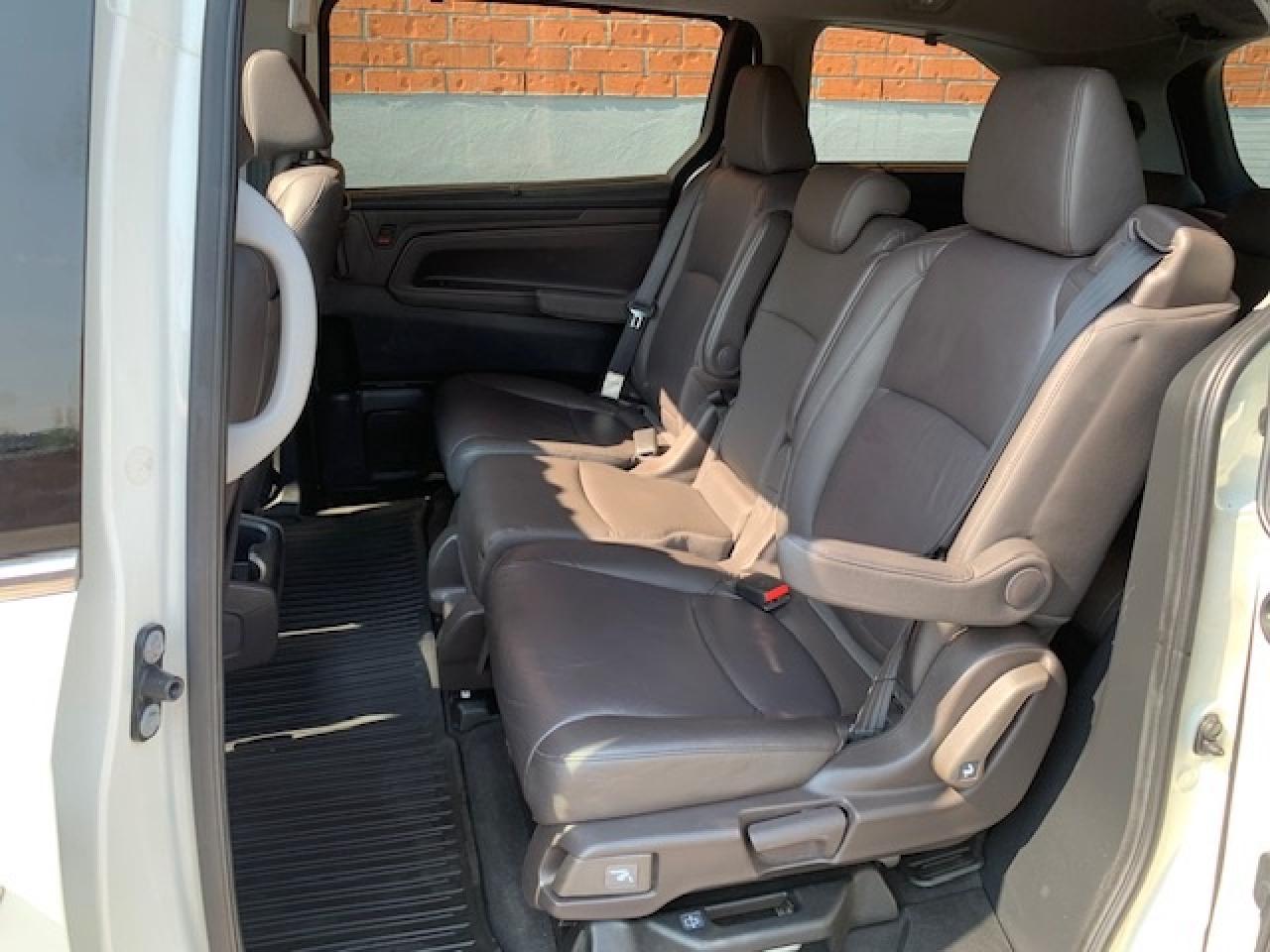 2018 Honda Odyssey Touring Photo