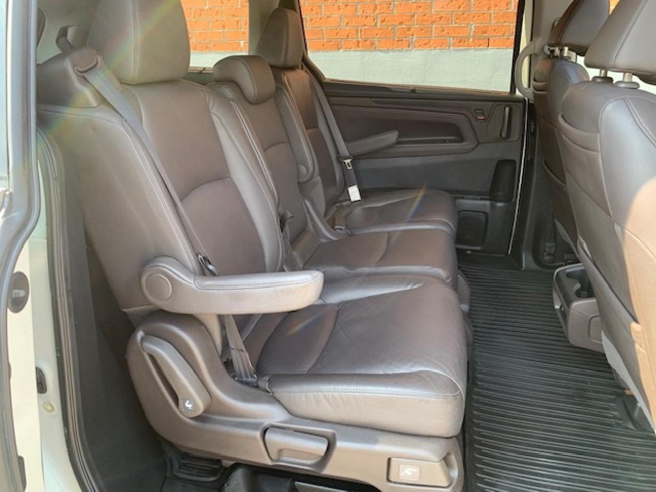 2018 Honda Odyssey Touring Photo