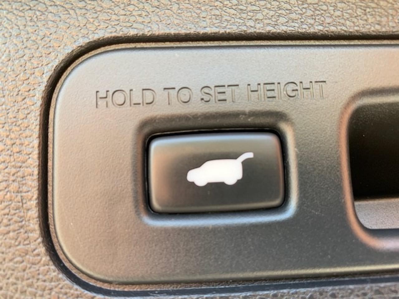 2018 Honda Odyssey Touring Photo