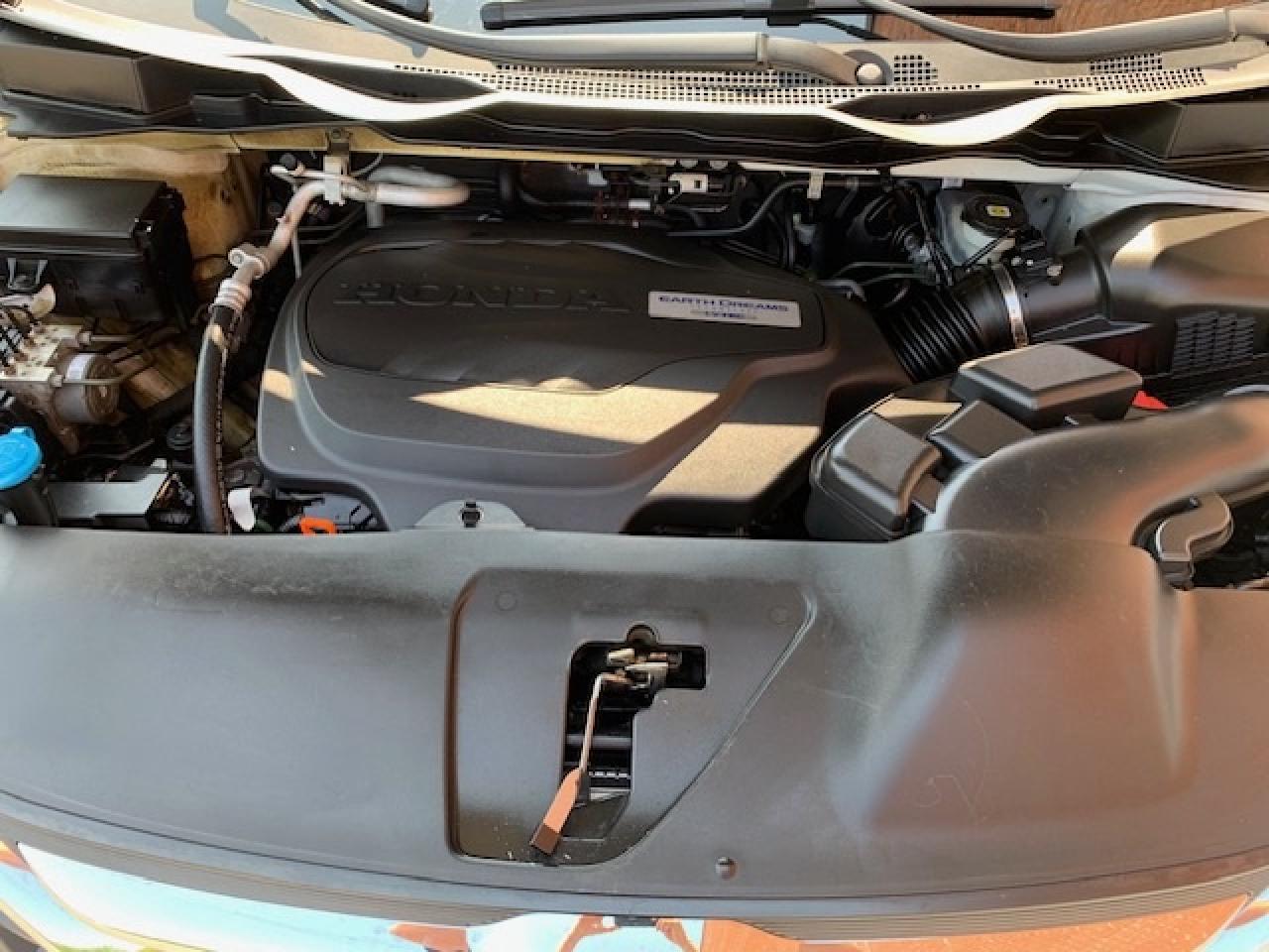 2018 Honda Odyssey Touring Photo