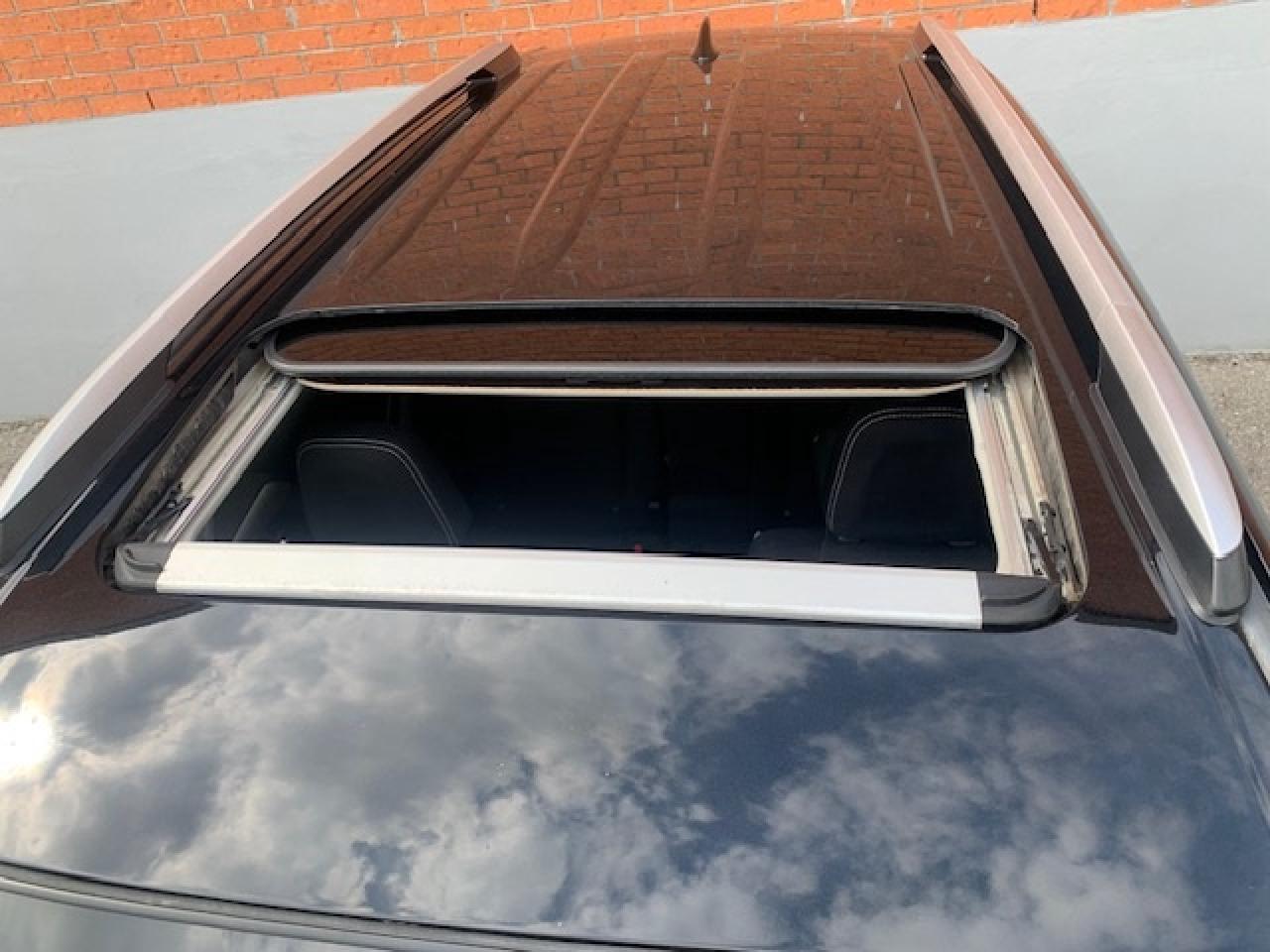 2016 Toyota RAV4 XLE Photo