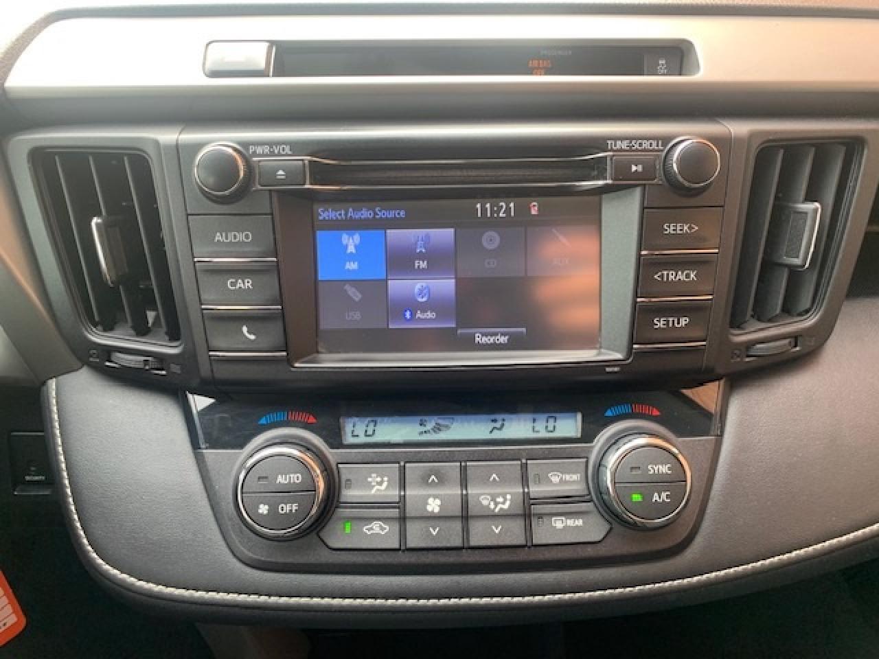 2016 Toyota RAV4 XLE Photo