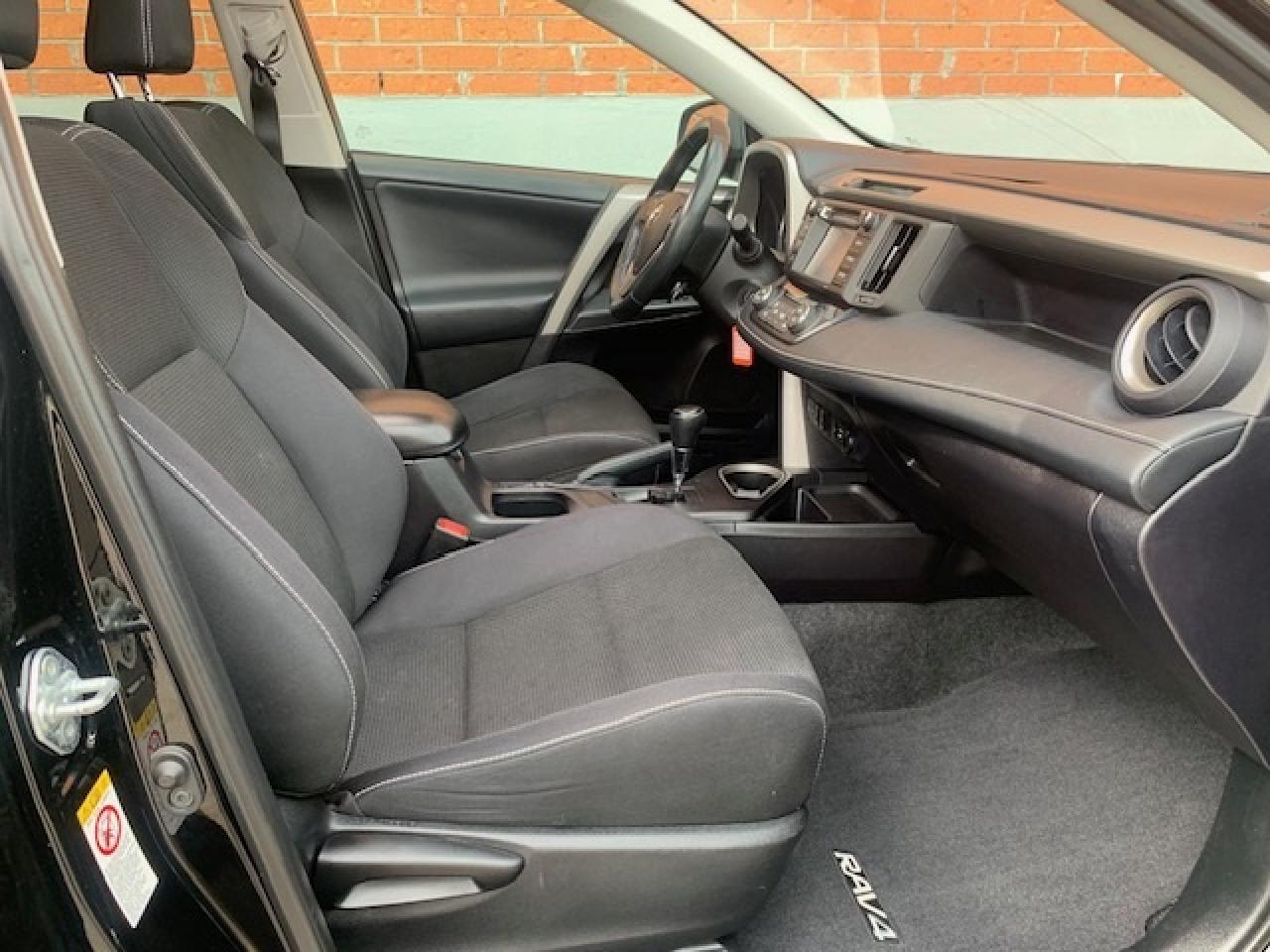 2016 Toyota RAV4 XLE Photo