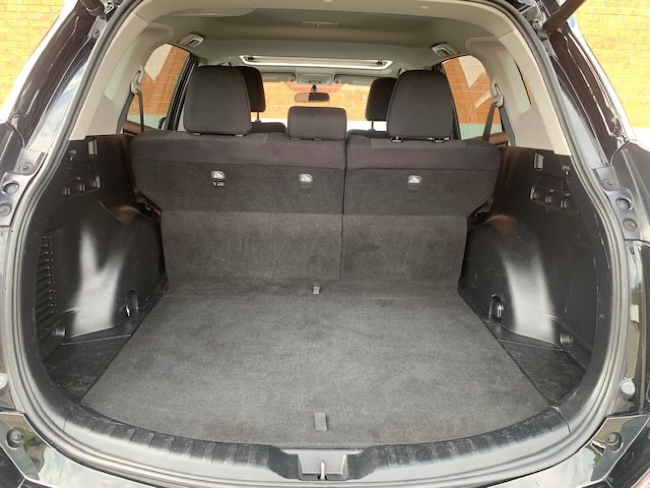 2016 Toyota RAV4 XLE Photo