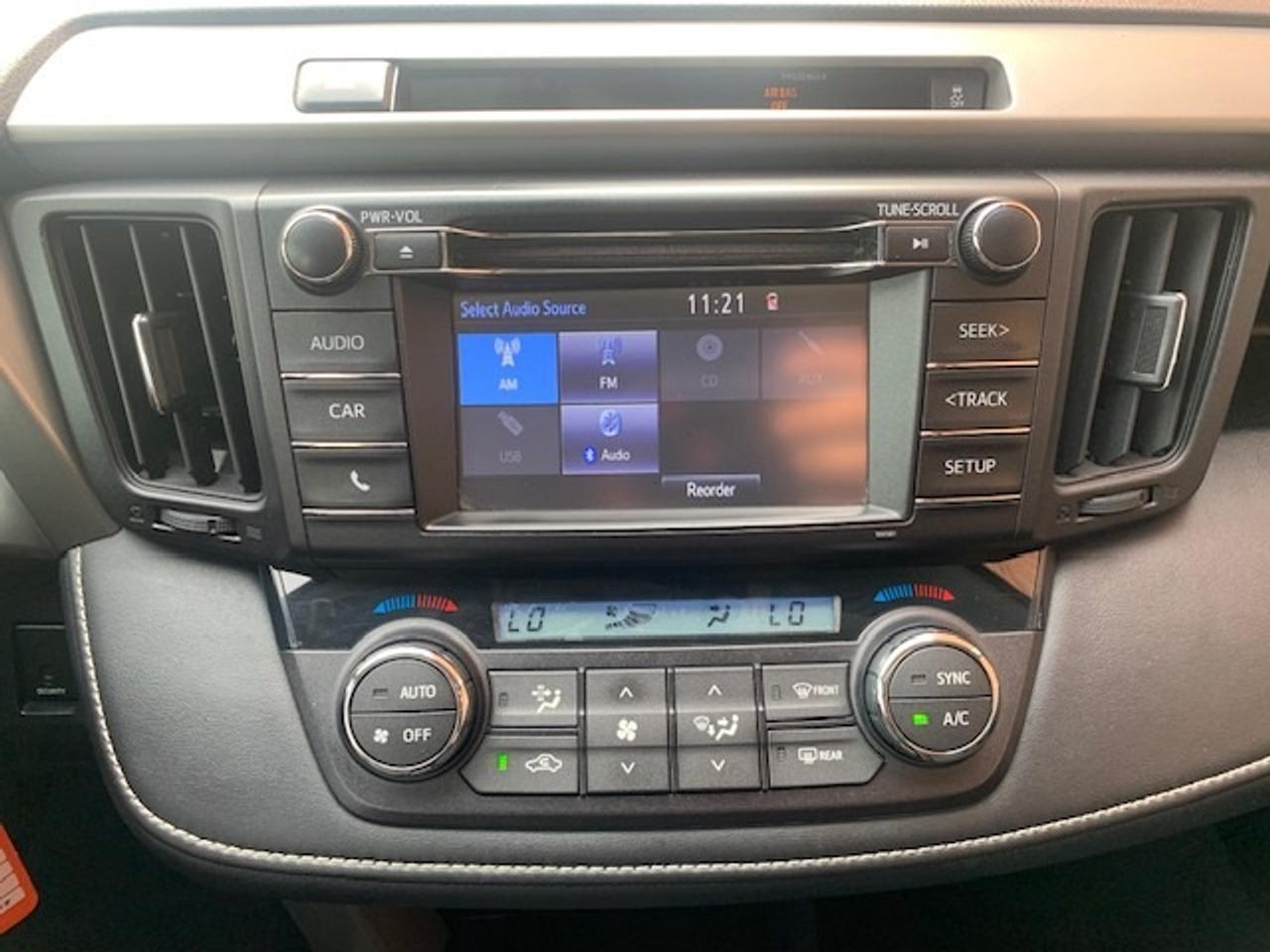 2016 Toyota RAV4 XLE Photo