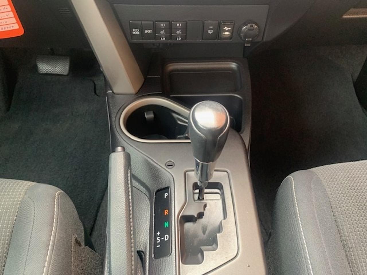 2016 Toyota RAV4 XLE Photo