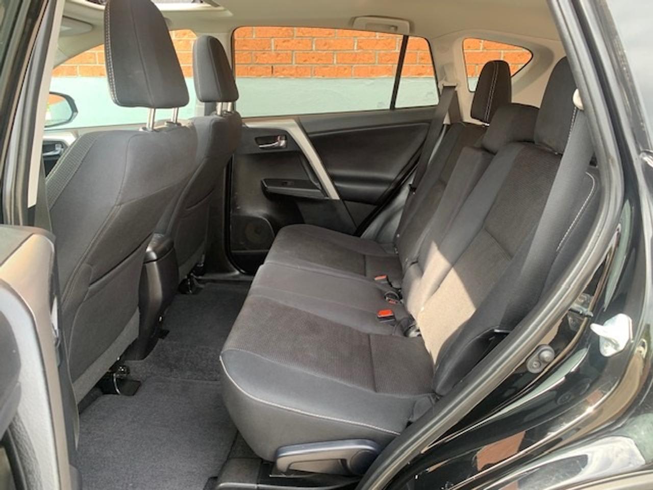 2016 Toyota RAV4 XLE Photo