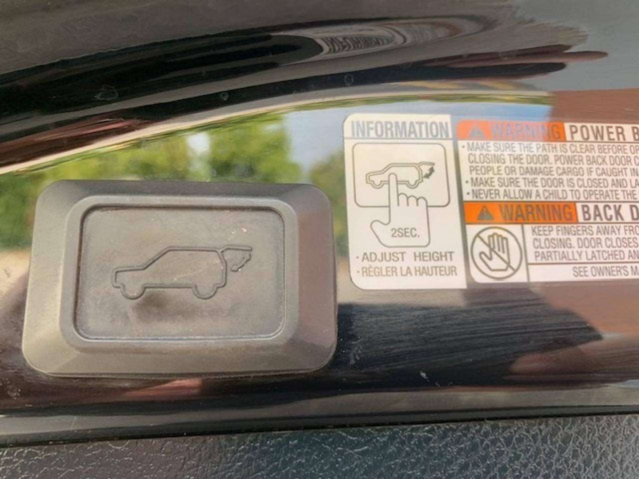 2016 Toyota RAV4 XLE Photo