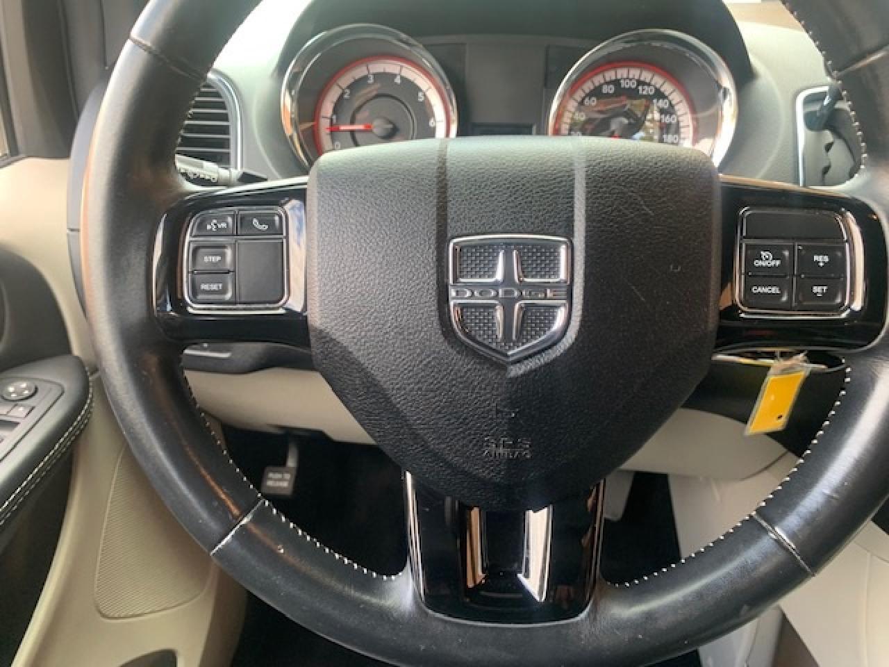 2017 Dodge Grand Caravan SXT Premium Plus Photo