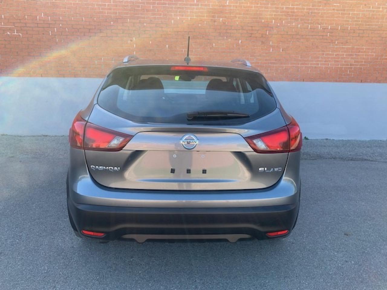 2018 Nissan Qashqai SL AWD Photo