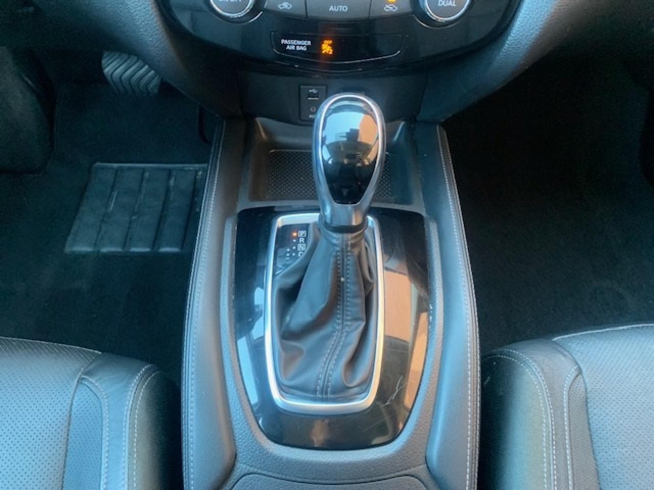 2018 Nissan Qashqai SL AWD Photo