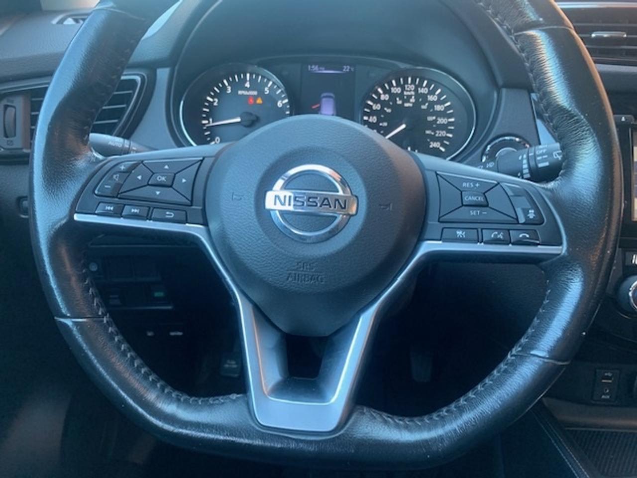 2018 Nissan Qashqai SL AWD Photo