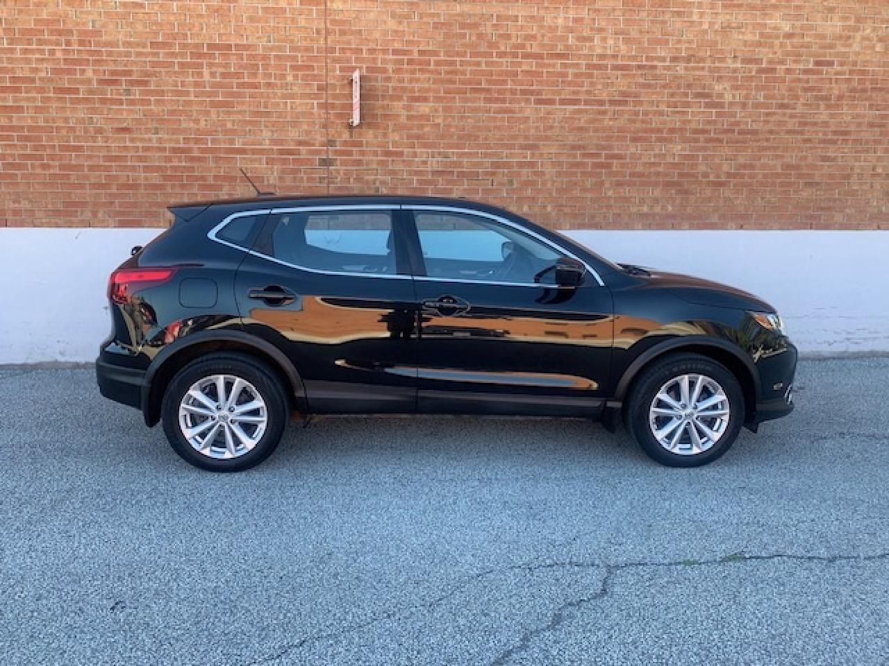 2017 Nissan Qashqai SV AWD Photo