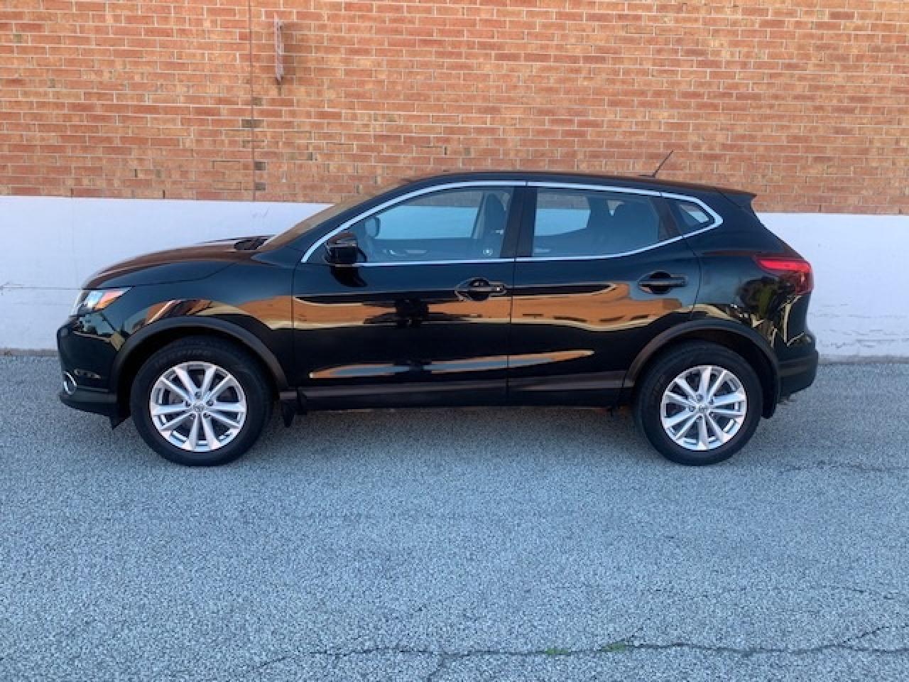 2017 Nissan Qashqai SV AWD Photo