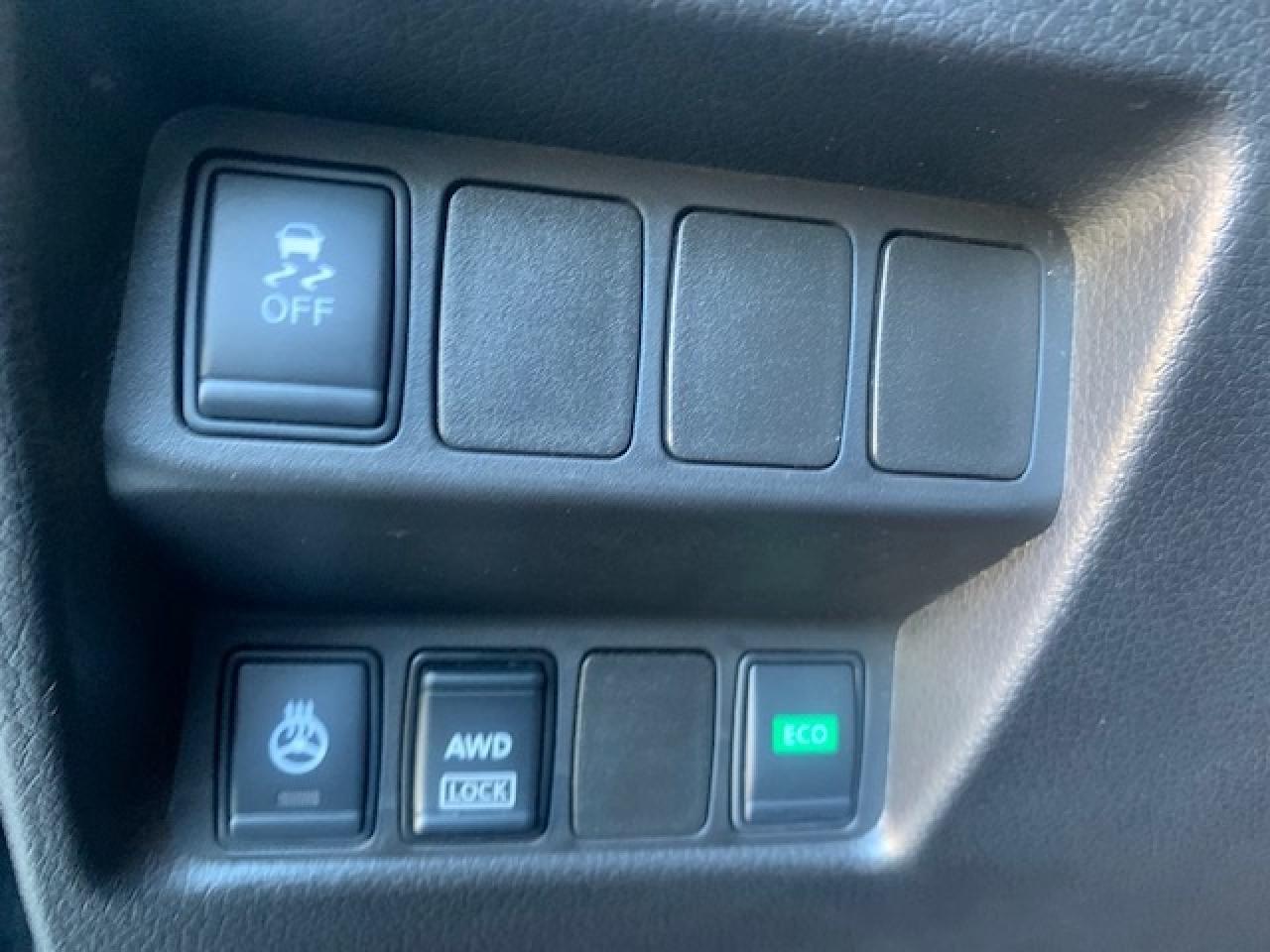 2017 Nissan Qashqai SV AWD Photo