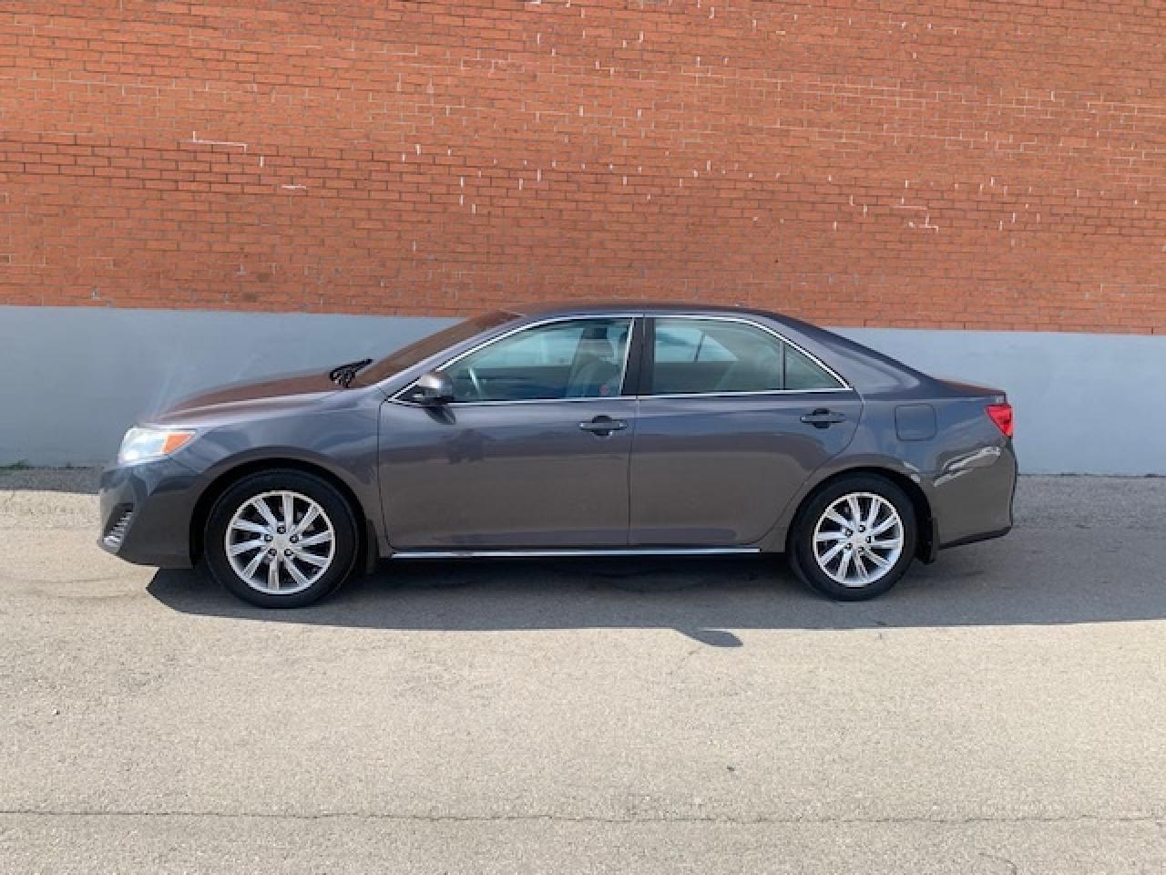 2014 Toyota Camry LE Photo
