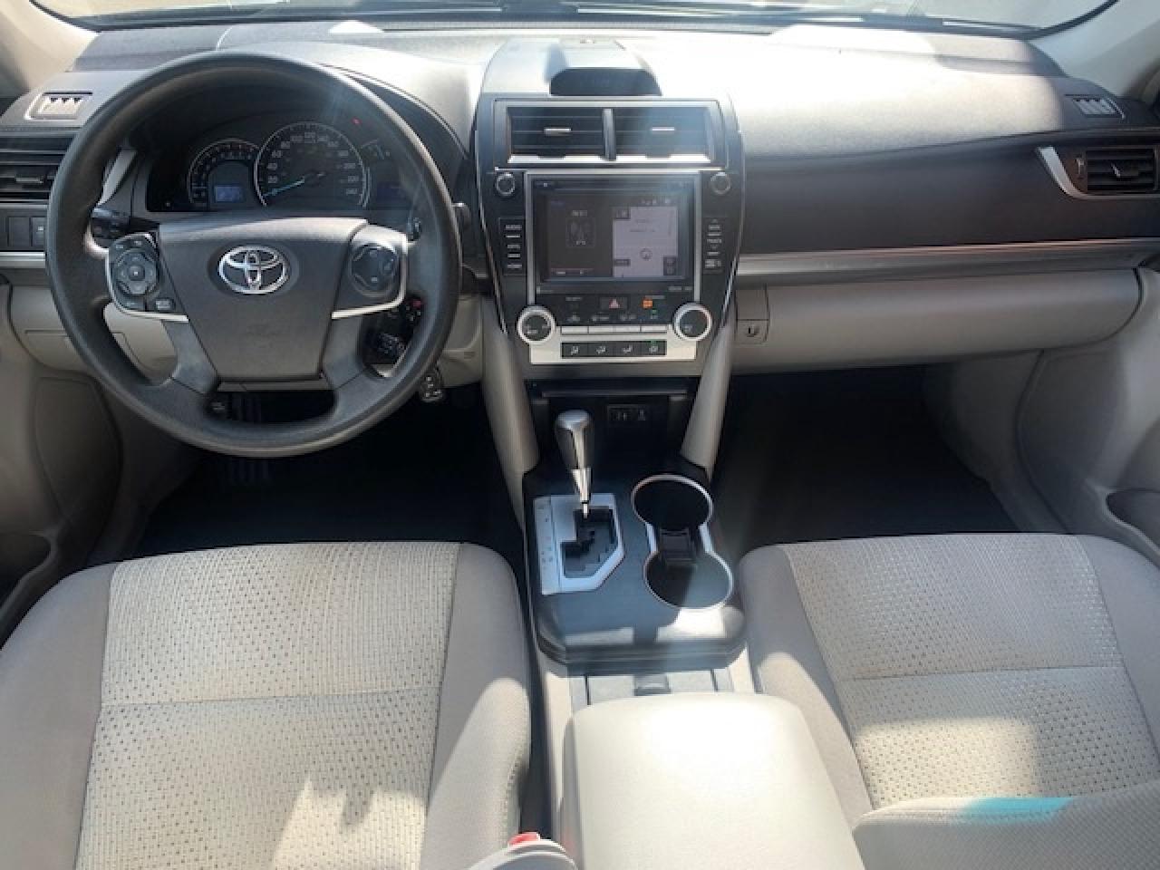 2014 Toyota Camry LE Photo