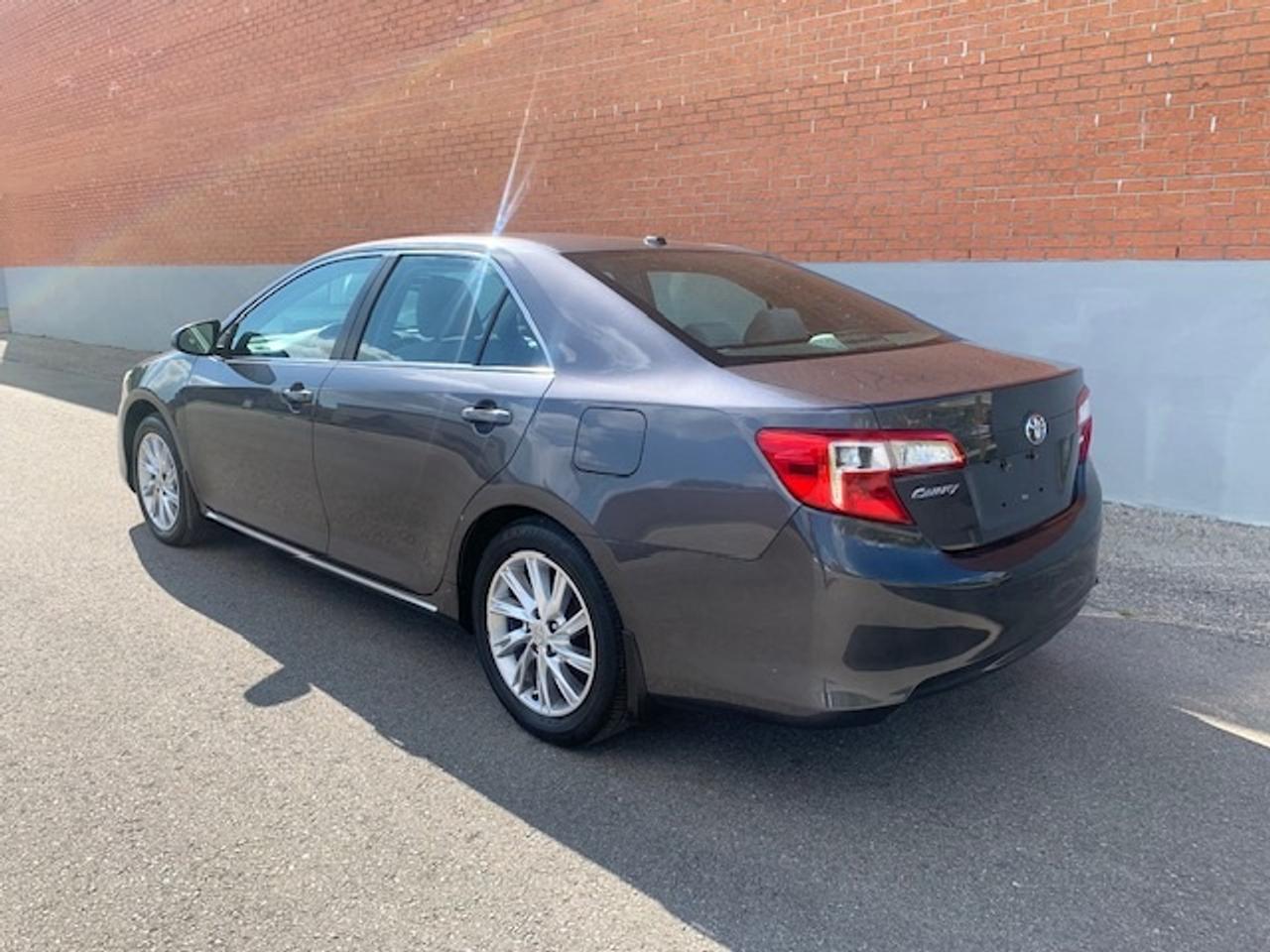 2014 Toyota Camry LE Photo