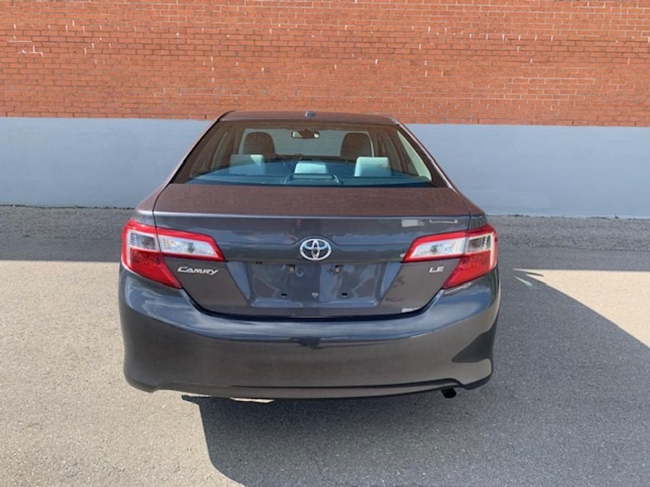 2014 Toyota Camry LE Photo