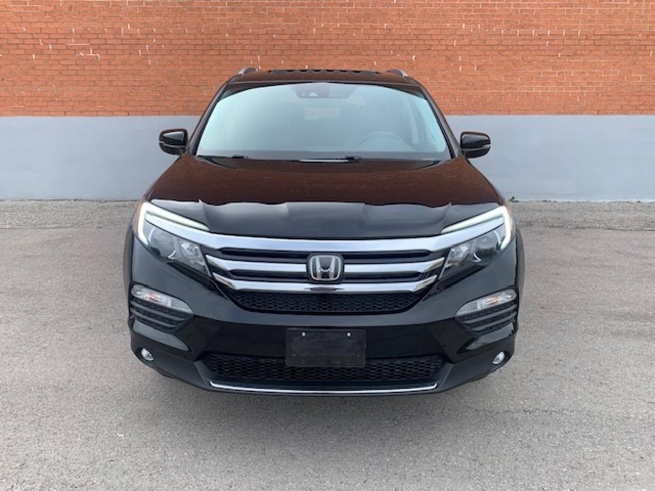 2017 Honda Pilot Touring AWD Photo