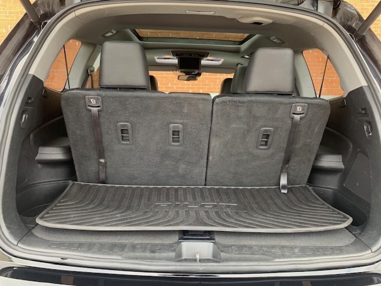 2017 Honda Pilot Touring AWD Photo