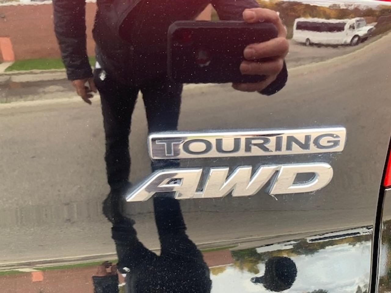 2017 Honda Pilot Touring AWD Photo