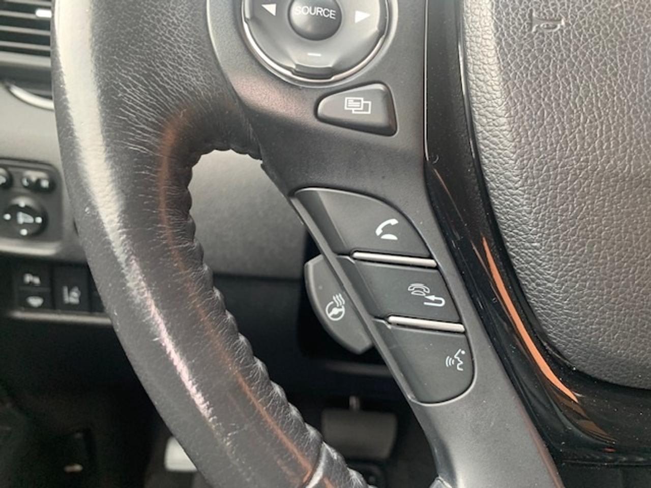 2017 Honda Pilot Touring AWD Photo