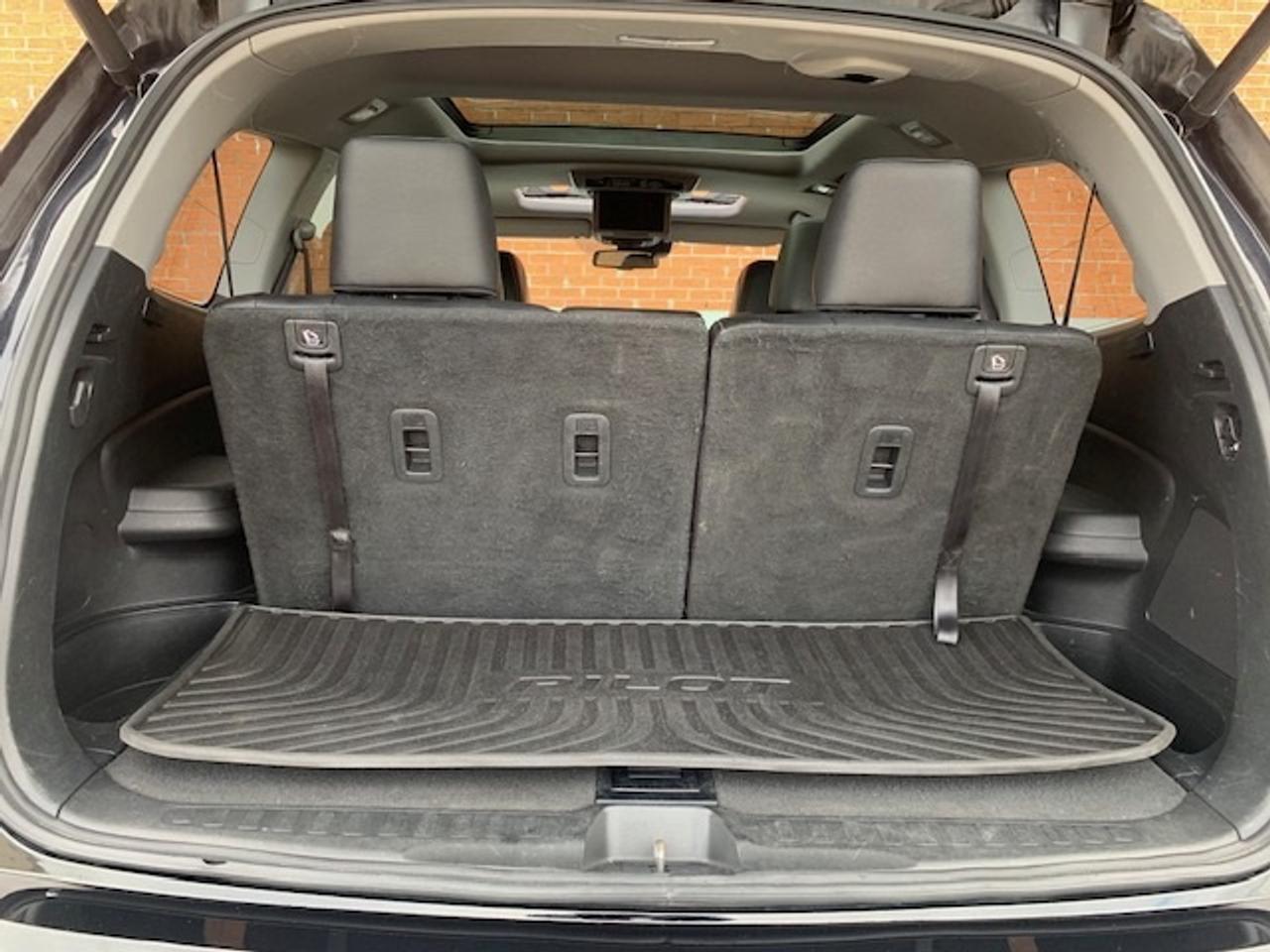 2017 Honda Pilot Touring AWD Photo