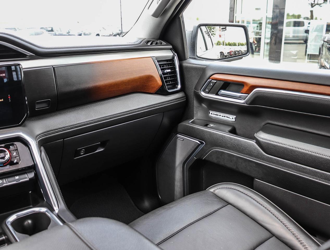 2023 GMC Sierra 1500 Denali Photo