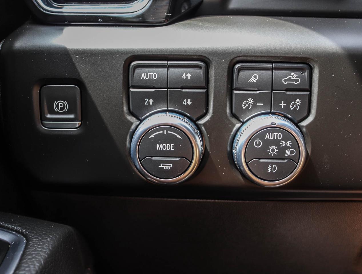 2023 GMC Sierra 1500 Denali Photo